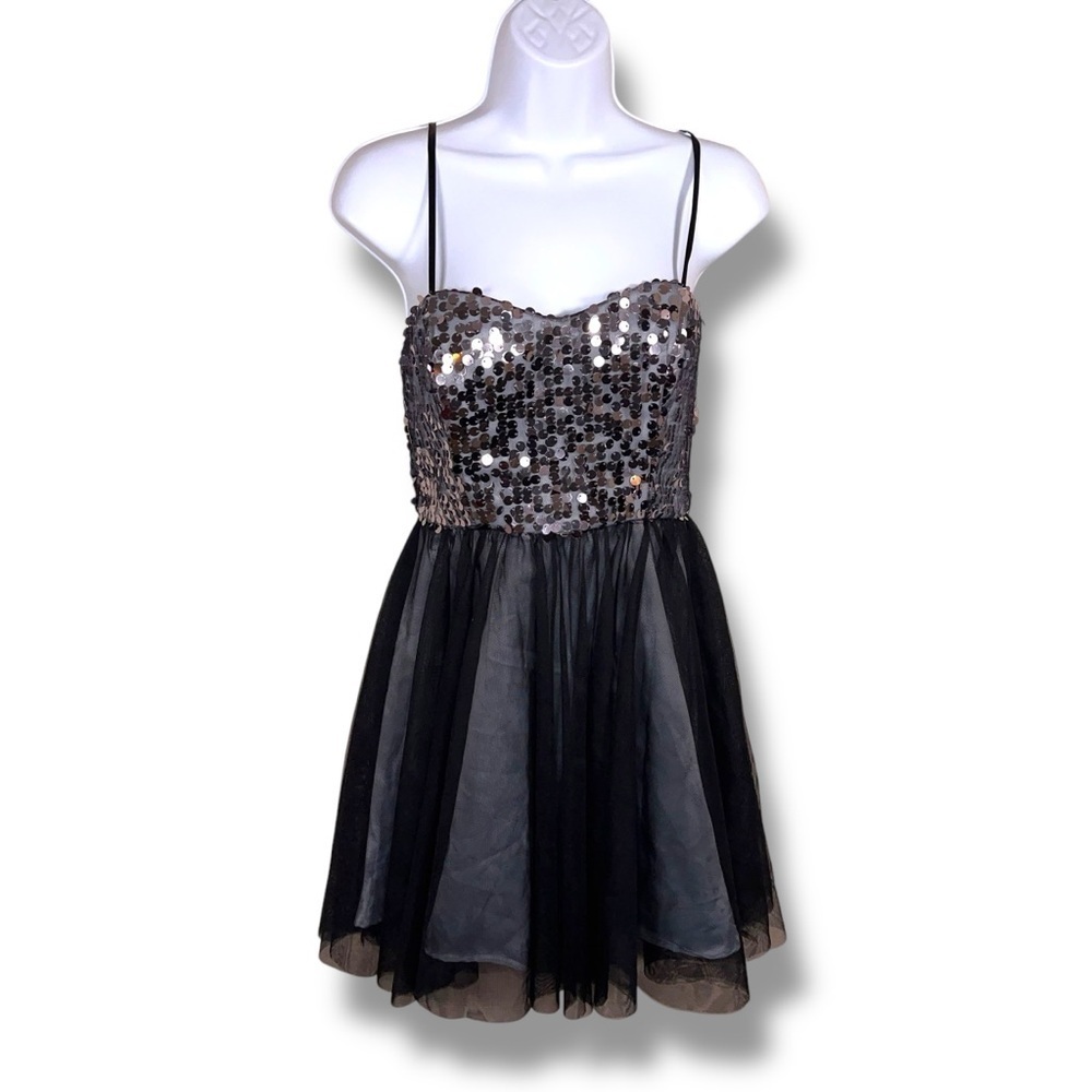 Vintage Y2K Size 3/4 Steppin Out Dress Prom Formal Event Wedding Sequin Glam